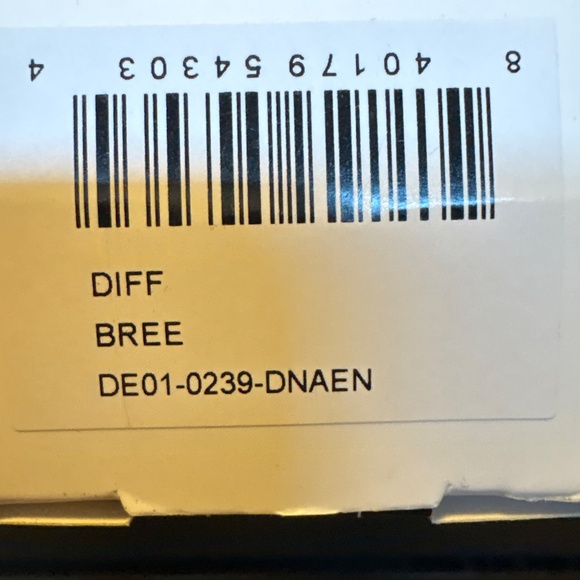 Diff Bree Navy Metal Sunglasses - Picture 4 of 4